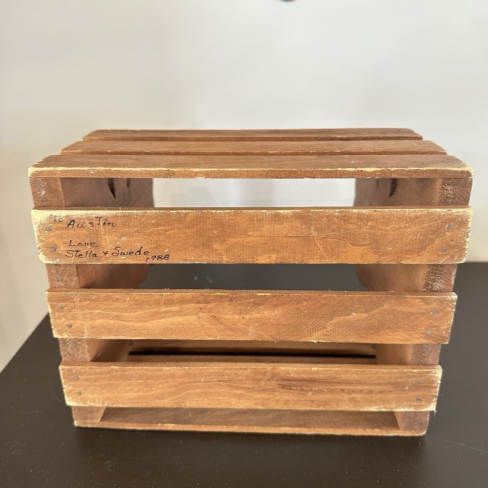Toy Storage Wooden Box Carved Painted Stained Crate Bear Figurines Basket Rustic - Picture 7 of 11